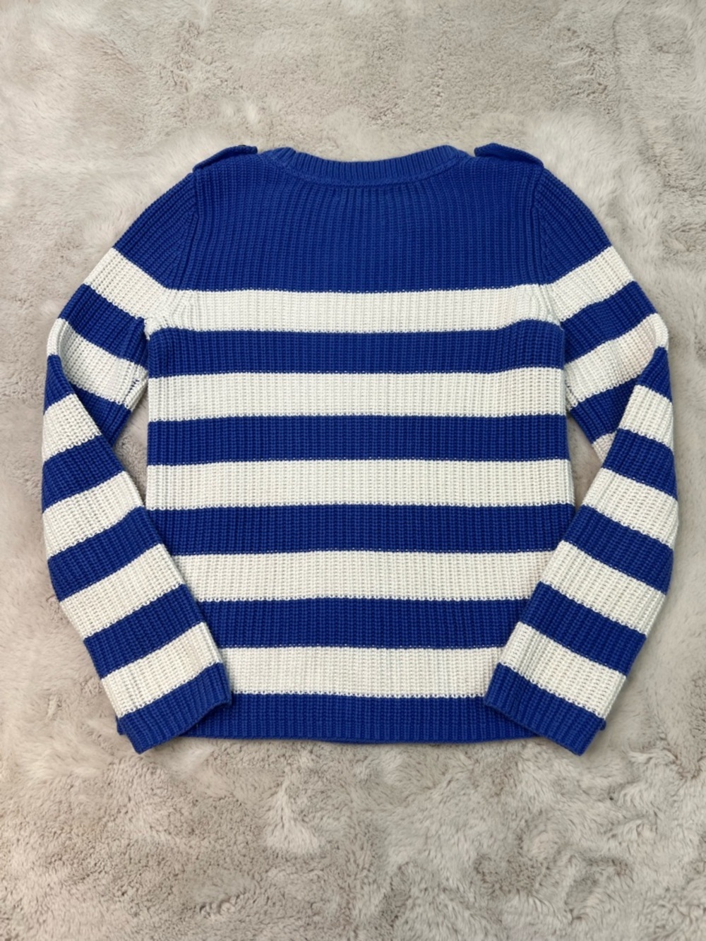 525 Anthropologie Knit Sweater Size XS Blue White Striped Gold Button Nautical - Picture 9 of 9